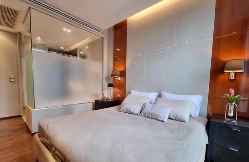 St George's Quarter Apartment | Chic 2-Bedroom Apartment in the Heart of Vibrant Liverpool