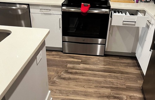 Sandy Springs Apartment | Chic 2-bedroom apartment with AC, WiFi in fabulous Atlanta