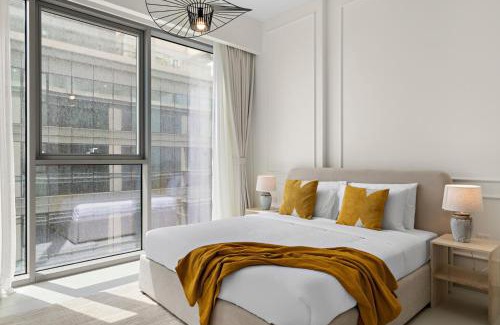 Al Safa Apartment | Chic 2BR plus Maid in Jumeirah Vicinity