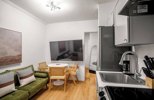 Bowery Apartment | Chic 3-Bed 2-Bath Home in Vibrant Lower East Side