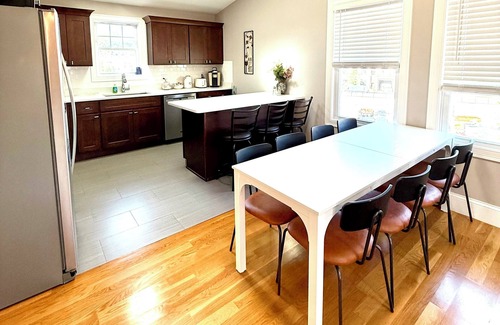 Dorchester Apartment | Chic 3BR1.5BA City Stay - Near T + Parking