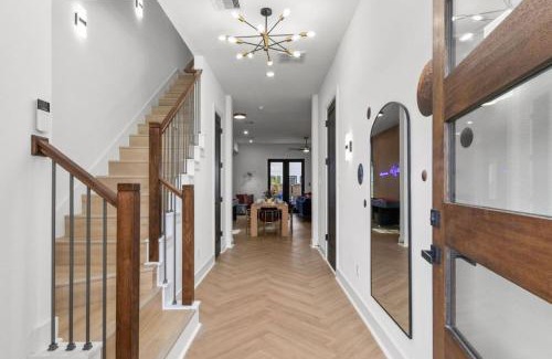 Southeast Houston House | Chic 4BR Getaway Near NRG TMC