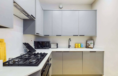 Soho Apartment | Chic and Modern Apartment by Piccadilly Circus