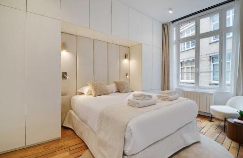 Porte-Saint-Martin Apartment | Chic apartment - 1BR-4P - République