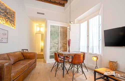 Old Town Apartment | Chic apartment in cadiz center. Plaza de España V