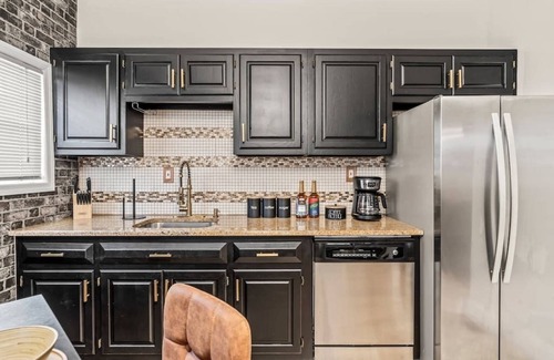 Olde Richmond House | Chic Brownstone w/Gameroom in Trendy Fishtown