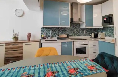 Kilburn Apartment | Chic Central London: Your Boutique Design Haven