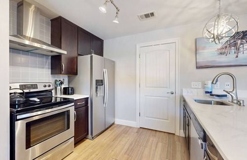 Southeast Pensacola House | Chic coastal home w private pool, close to downtown & beach