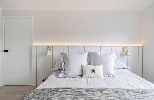 West Wittering House | Chic Coastal Retreat - 5-Min Stroll to Beach