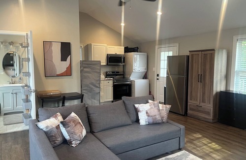 Mableton Apartment | Chic comfortable studio with WiFi and AC in enchanting Mableton