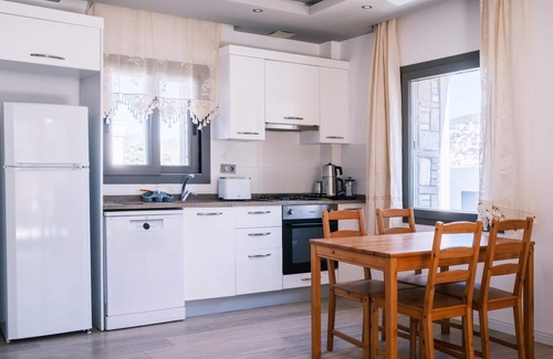 Bodrum City Center Apartment | Chic Flat w Balcony 3 min to Beach in Bodrum
