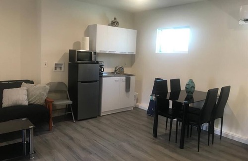 Cathedral City Apartment | Chic Guest house Casita with new pool, WiFi, AC, Palm Springs - Cathedral City