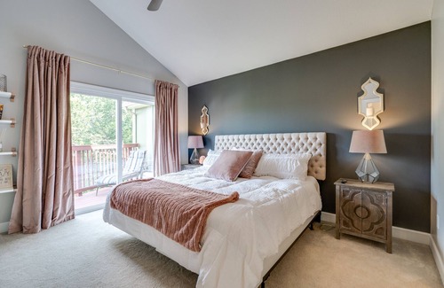 Tremont House | Chic & luxurious. Superhost. 2 beds. Up to 4 people. Walk to best of Tremont