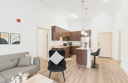 Five Points South Apartment | Chic Mid-Rise Apartment | 2BR Getaway