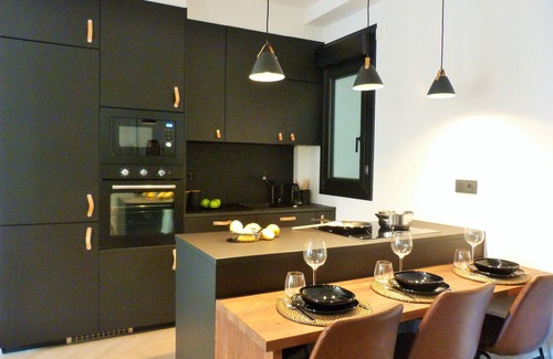 Gros Apartment | Chic Miracruz, new apartment in Gros