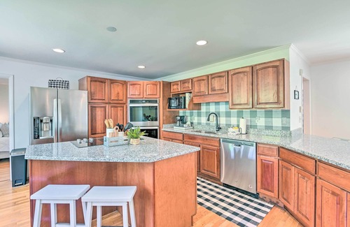 Kingston Springs House | Chic Nashville-Area Retreat w/Private Pool!