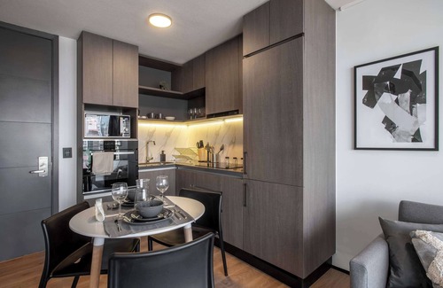 El Golf Apartment | Chic & Spacious 2BR Retreat Steps from Metro