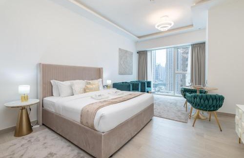 Jumeirah Lake Towers Apartment | Chic Studio at ME DO RE Tower Stunning Views