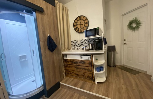 Riviera Beach Apartment | Chic Studio by Singer Island