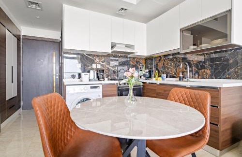 Al Barsha Apartment | Chic Studio Retreat in Jewelz Residence - Arjan 13