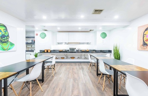 Central New York City Apartment | Chic Studio Steps from Times Square, Historic Building with Modern Amenities