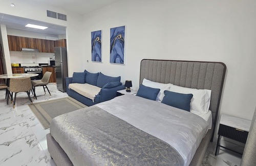 Al Hamra Village Apartment | Chic studio with AC, fitness room, swimming pool, open sea in marvelous Al Hamra