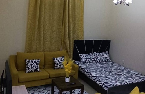 Deira Apartment | Chic studio with WiFi and AC in brilliant Dubai