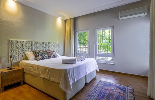 Alanya Apartment | Chic Villa w a Fireplace, Pool, Terrace in Alanya