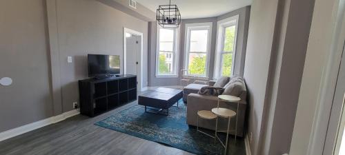 Chicago Hotel | Chicago Avenue Inn