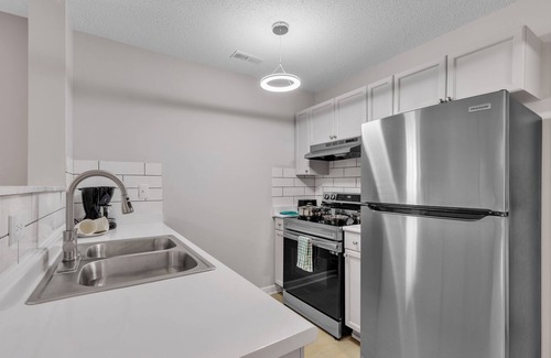 Westover Apartment | Chick Retreat With Fayetteville Charm (cb)
