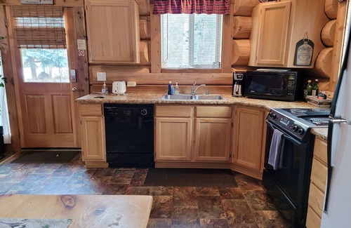 Winthrop House | Chickadee-Wolf Creek 2-Bdrm/2 Bath Country-Townhouse & Loft, Winthrop