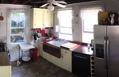 Fair Harbor Cottage | Chill Beachfront Cottage Amazing Bay & Sunset Views! Large Private Outdoor space