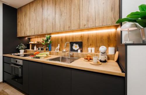 Savamala Apartment | Chill Flow 110m2 with Balcony Old Town Renovated