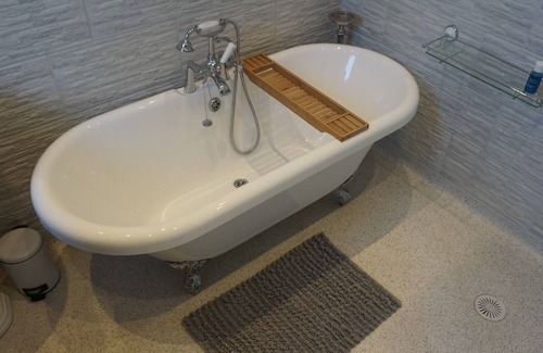 Longford Bed & Breakfast | Chilton House B&B