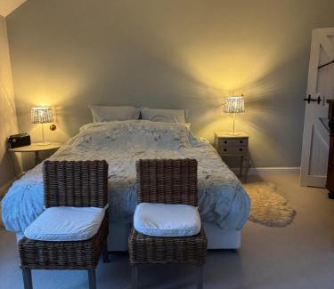 Ottery St Mary House | Chineway Cottage