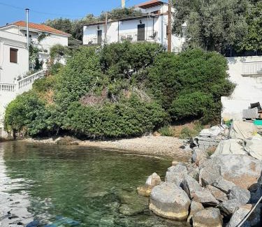 Pella Region House | Chiona΄s Apartments by the Sea