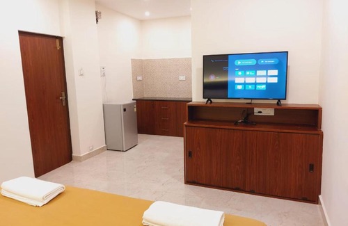 Mylapore Tiruvallikk Hotel | Chippy Residency