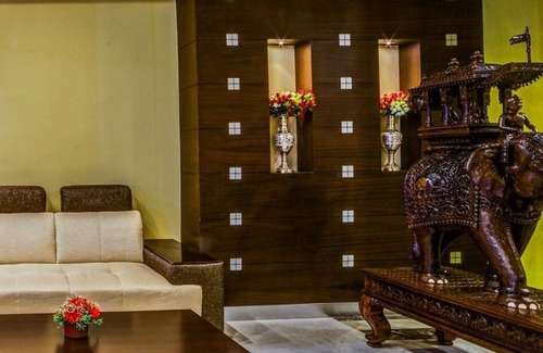 Palayam Hotel | Chirag Inn