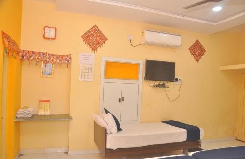 Dwarka Villa | Chitrakut Bungalows