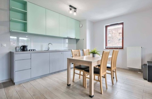 Old Town Apartment | Chmielna 63 | Elegant Apartment | Balcony
