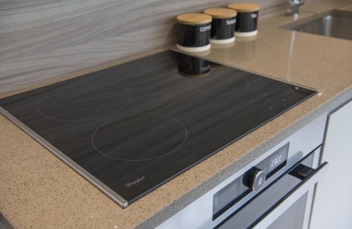 York Apartment | Chocolets - The Foss Suite