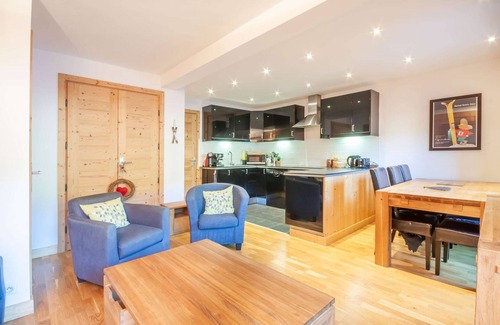 Morzine Apartment | Christiania 4: Lovely 2 bedrooms 600m from centre