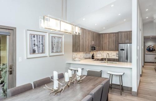 Vail Apartment | Christiania Condominiums- CoralTree Residence Collection