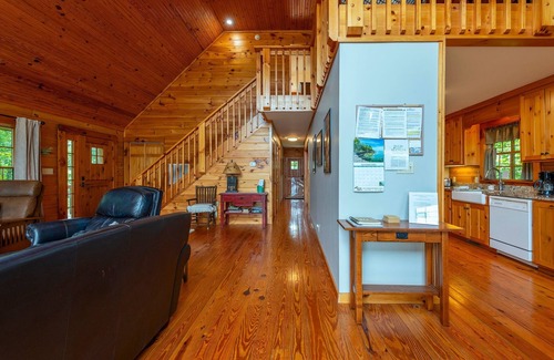 Old Fort Cabin | Christmas Tree Cabin | Secluded Asheville Area Log Cabin with a View!