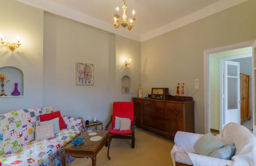 Chios Apartment | Chrysoula's Vintage Home