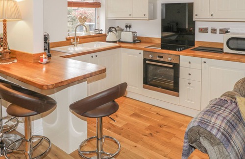 Swainby Cottage | CHUCKLE COTTAGE, pet friendly, character holiday cottage in Swainby