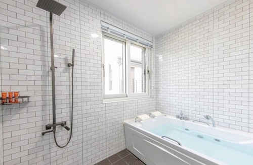 Chuncheon House | Chuncheon Sampogil Pool Villa