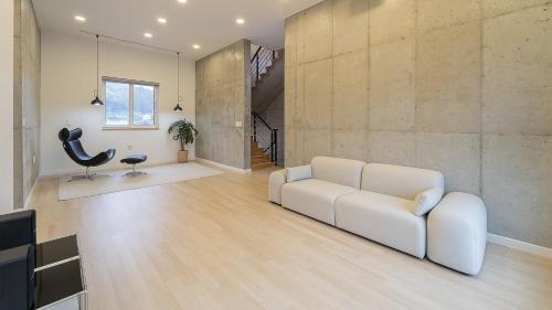 Chuncheon House | Chuncheon Staysaint21 Poolvilla