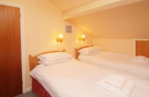 Chapel Stile House | Church Bank