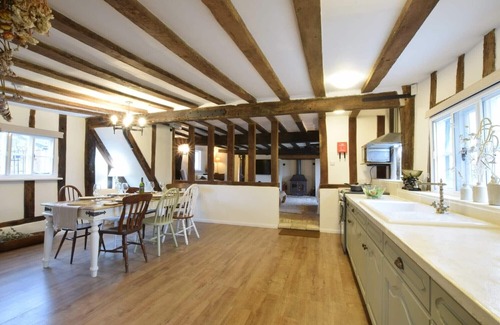 Cookley Cottage | Church Farmhouse, Cookley